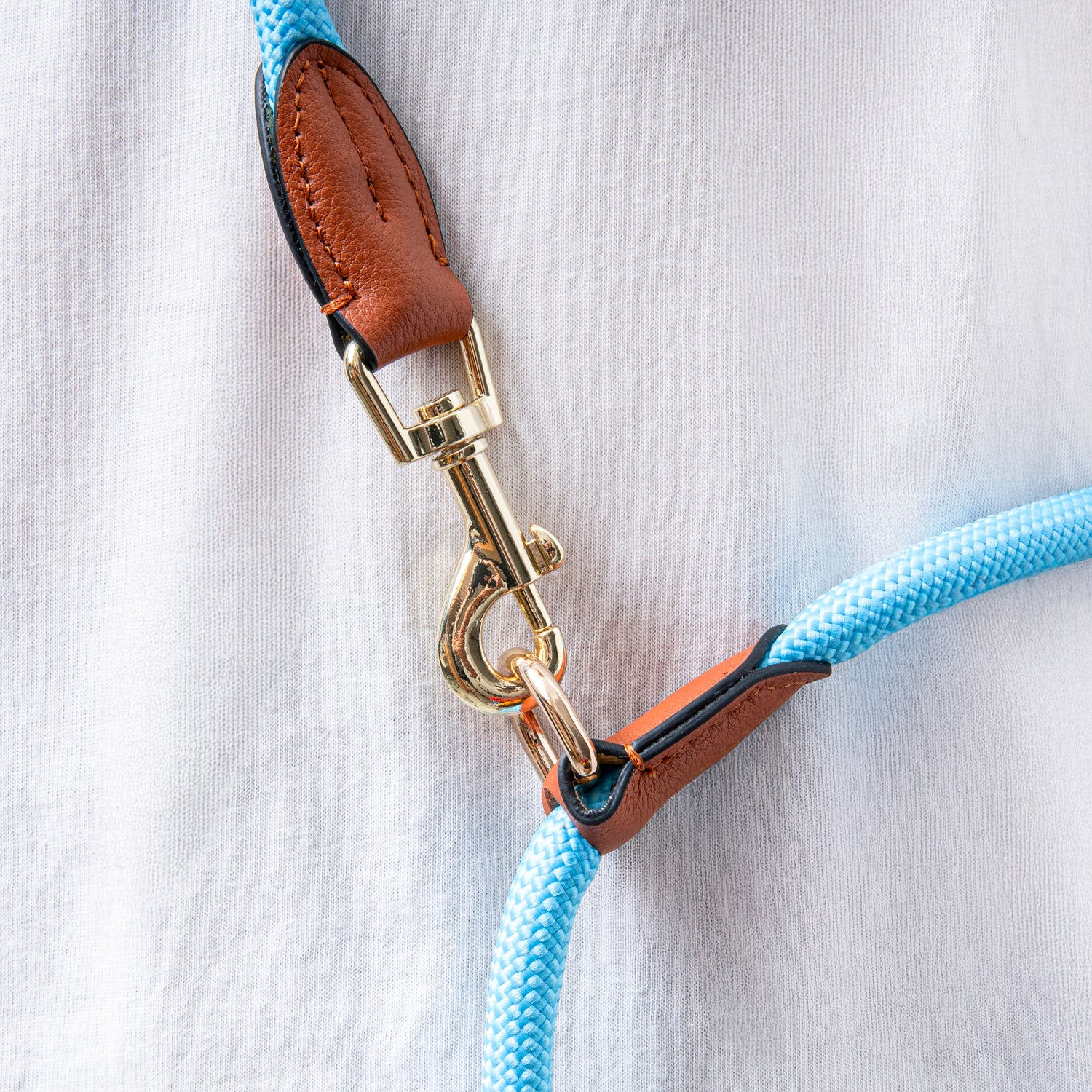 Furri Explorer Hands-Free Crossbody Leash: Effortless Adventures with Climbing Rope - Bright Blue