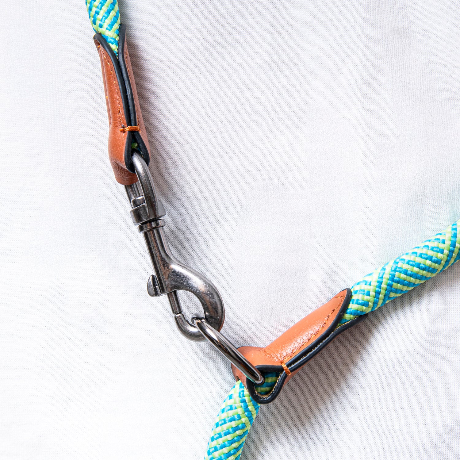 Furri Explorer Hands-Free Crossbody Leash: Effortless Adventures with Climbing Rope - Energetic Green