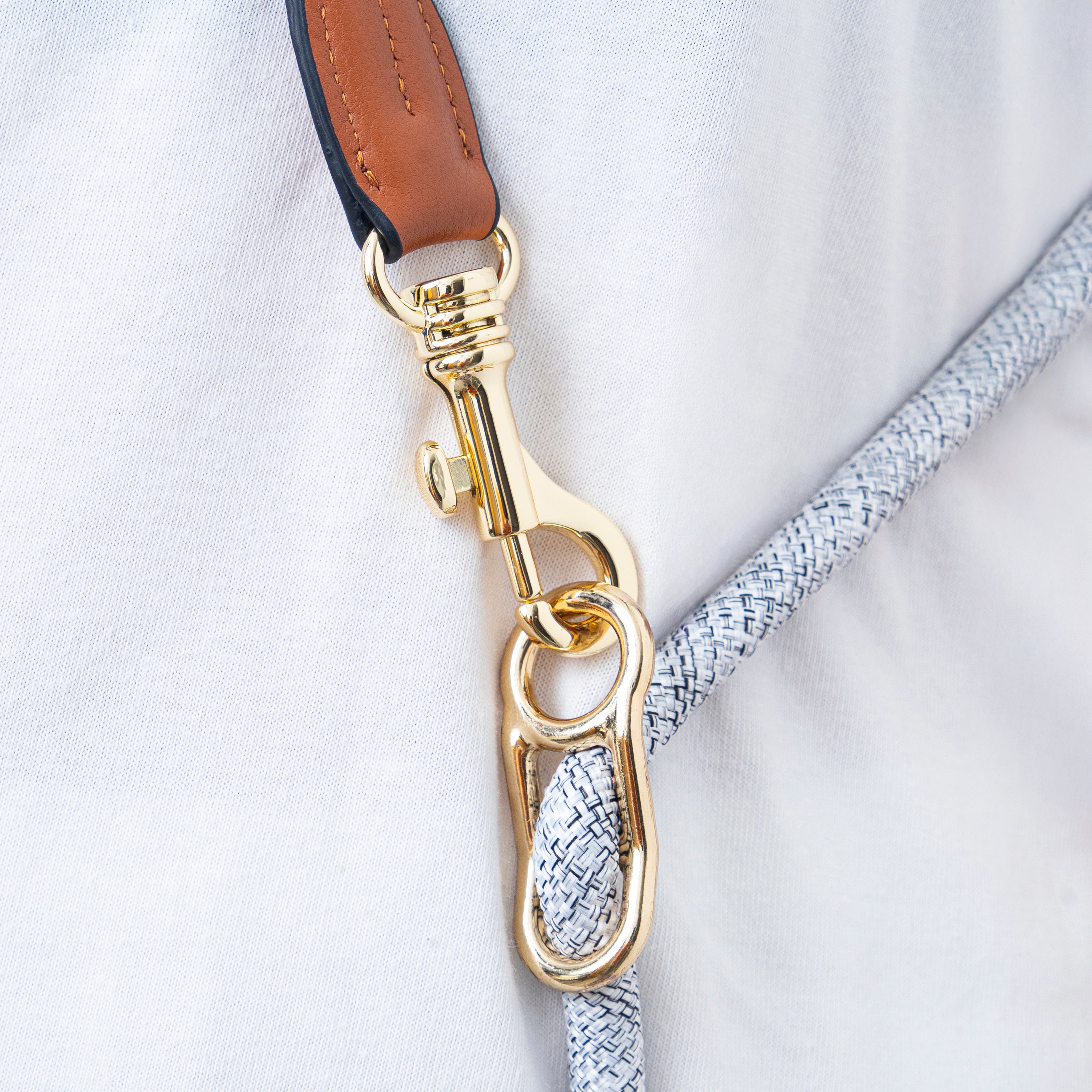 FurriExplorer-Leash-Melange-grey-white-3.jpg